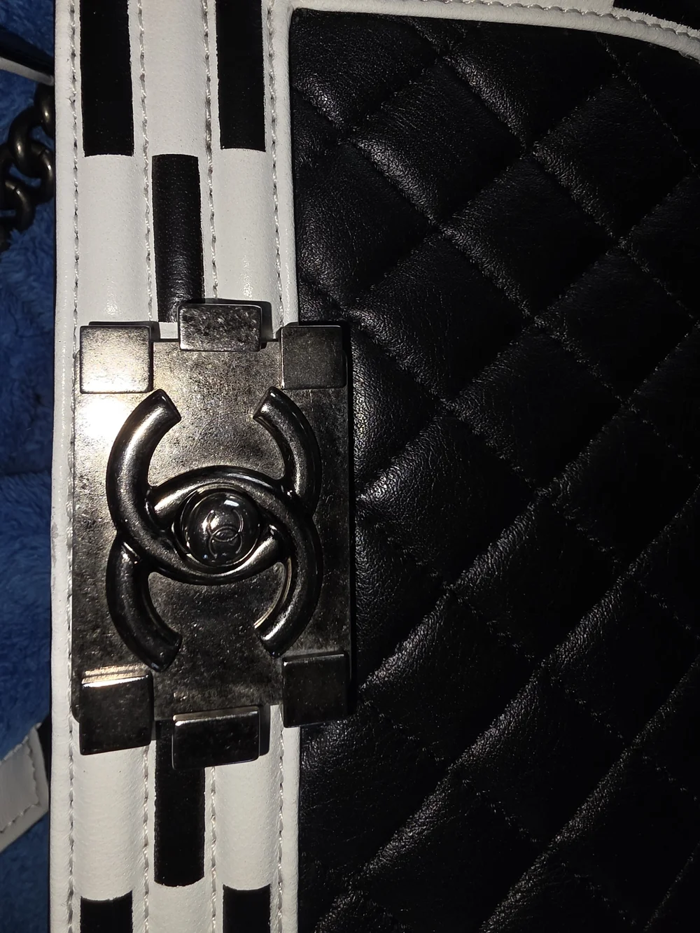 CHANEL boy crossbody